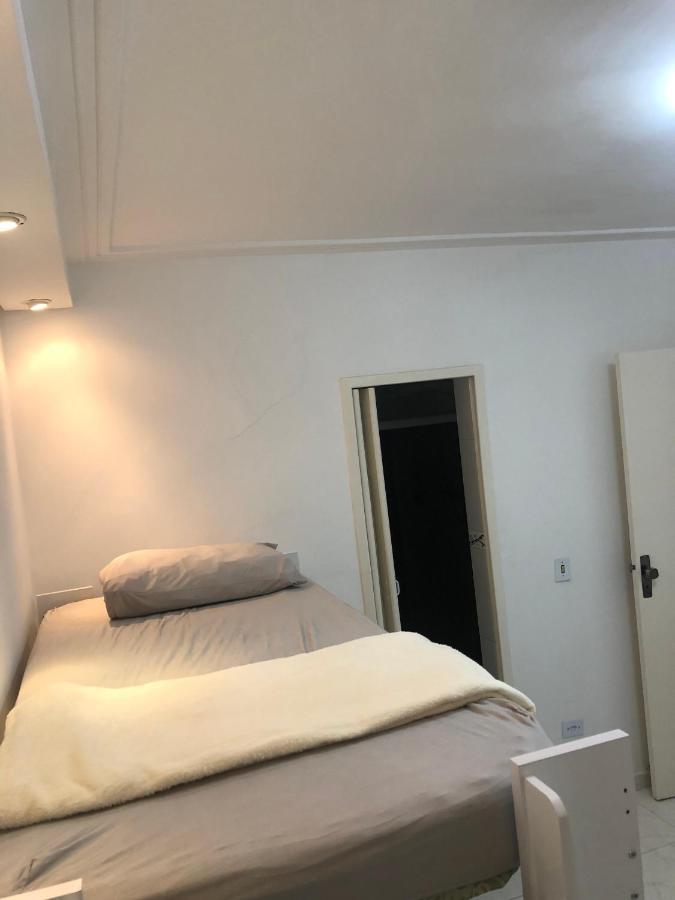 Apartamento Com Varanda E Suite Enseada กัวรูจา ภายนอก รูปภาพ