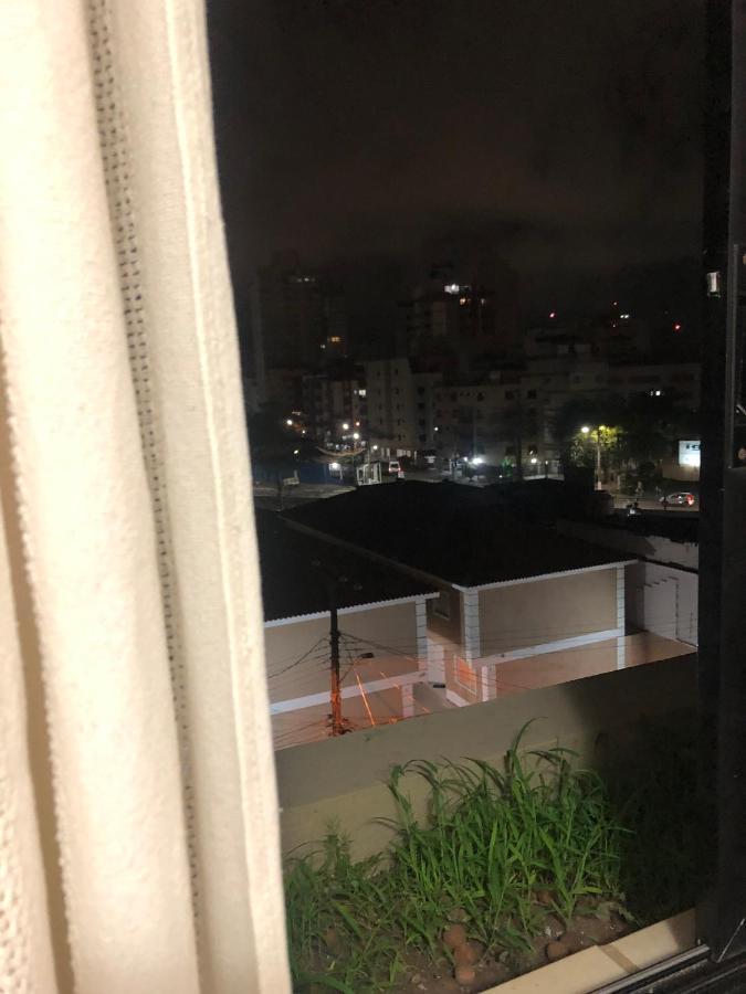 Apartamento Com Varanda E Suite Enseada กัวรูจา ภายนอก รูปภาพ