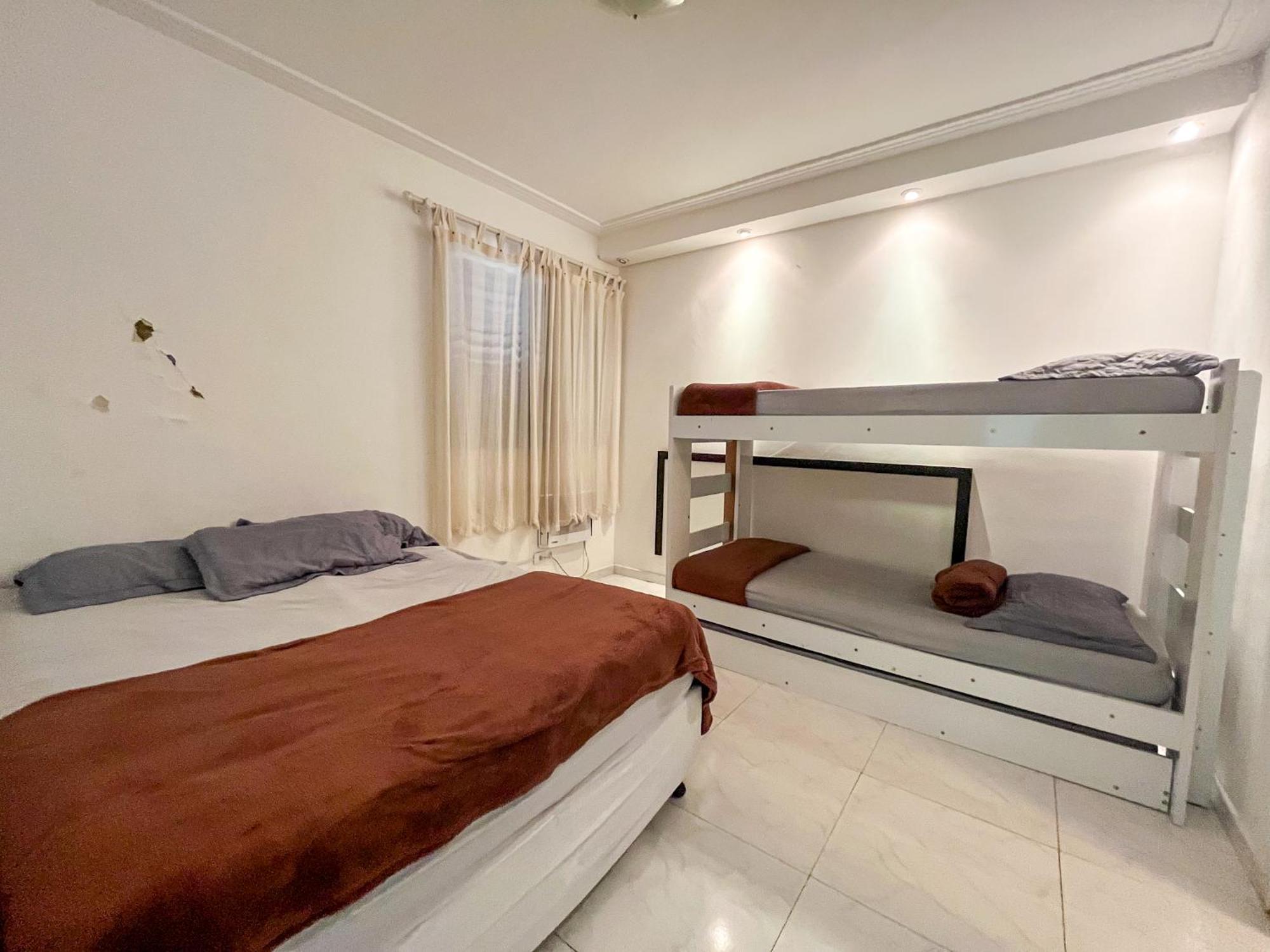 Apartamento Com Varanda E Suite Enseada กัวรูจา ภายนอก รูปภาพ