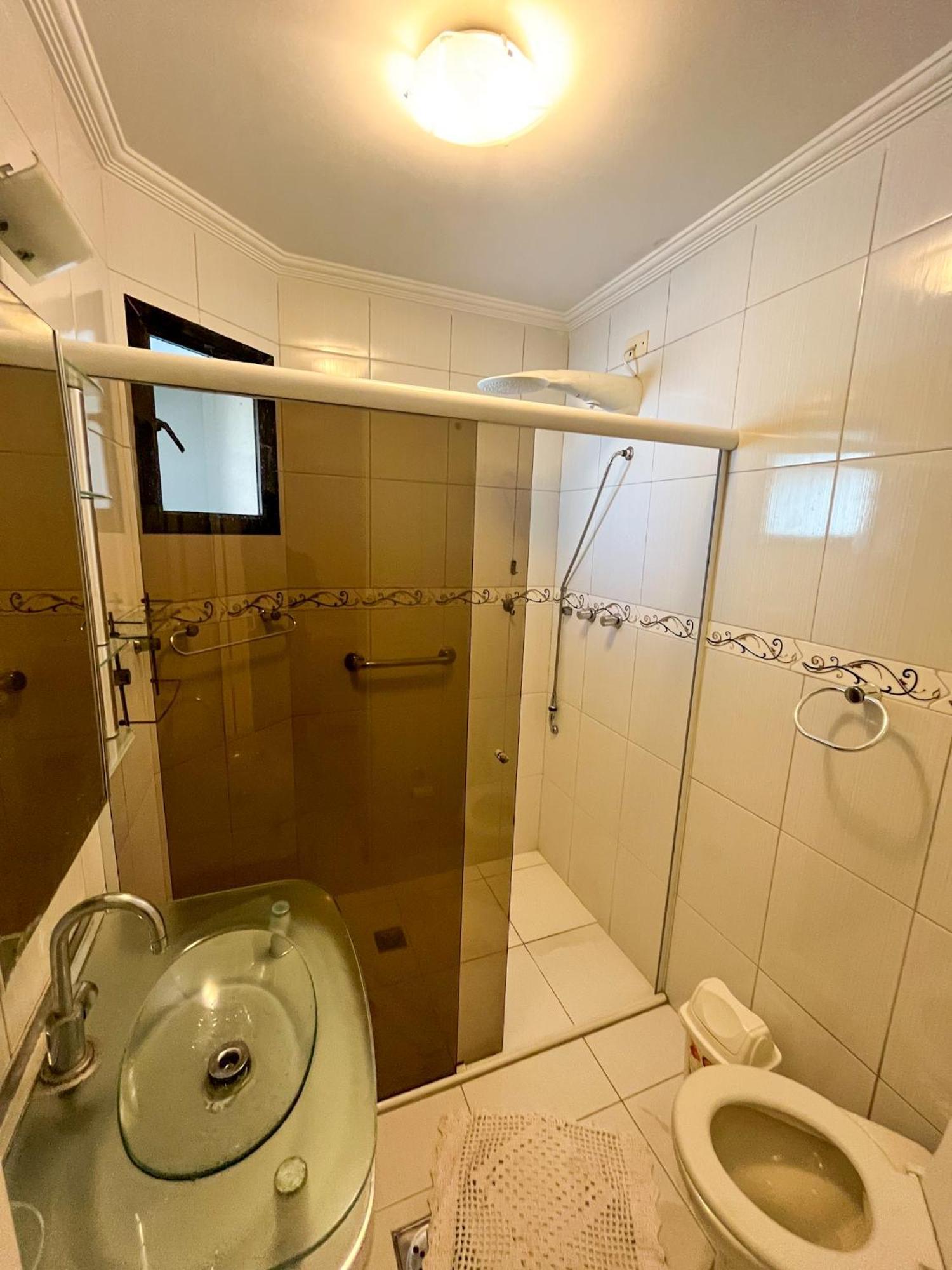 Apartamento Com Varanda E Suite Enseada กัวรูจา ภายนอก รูปภาพ